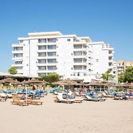 Trea Accomodations - On Private Beach With Sunbed & Umbrella Vlore Ngoại thất bức ảnh